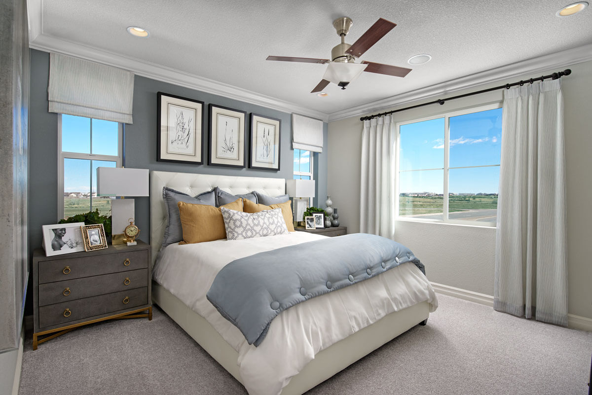 Kinston Homes in Loveland Colorado